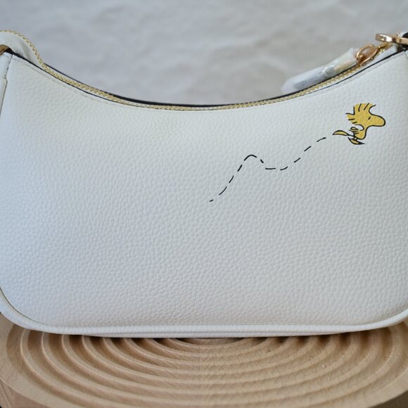 Coach X Peanuts Teri Shoulder Bag With Snoopy - Picture 5 of 8